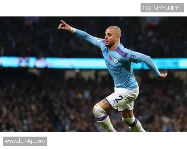 最火足球明星的霸气步伐展现了无与伦比的风采与魅力